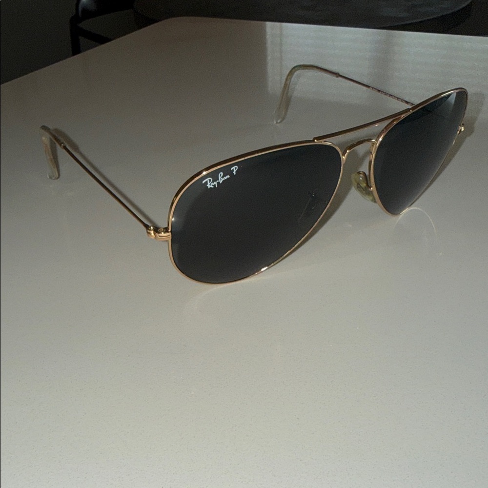 Ray-Ban Classic Gold Aviator Sunglasses